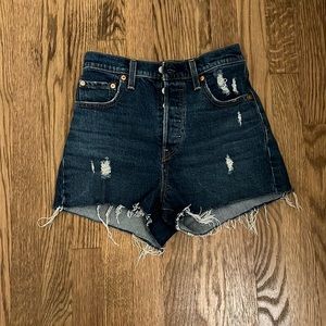 LEVI’S PREMIUM ribcage shorts, women’s size 25